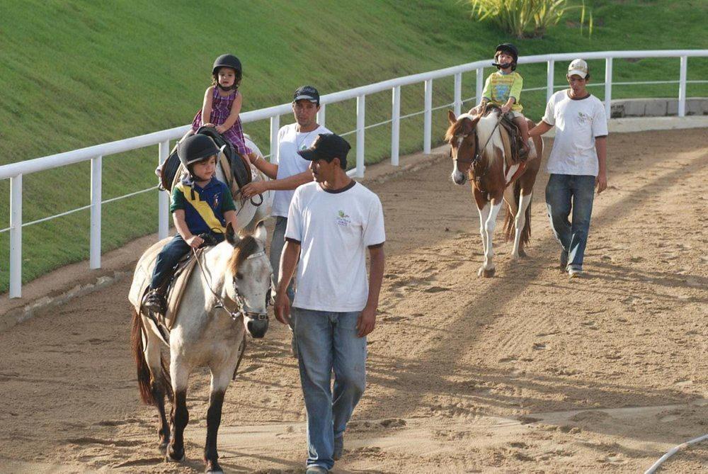 Flat Luxo No Villa Hipica Em Gravata - Pe - Locarhouse المظهر الخارجي الصورة